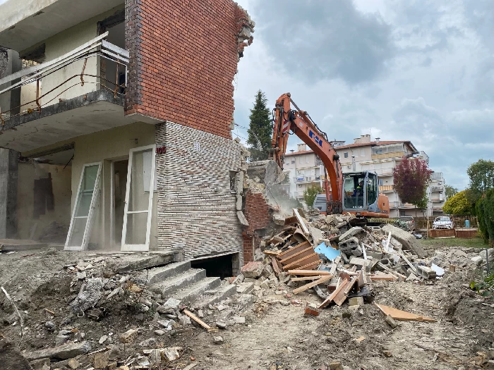 Demolición de la casa de vacaciones Siófok